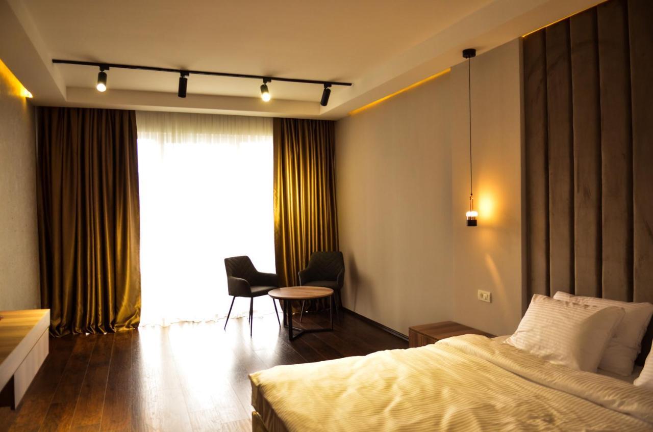 Hotel Cami Debar Exteriör bild